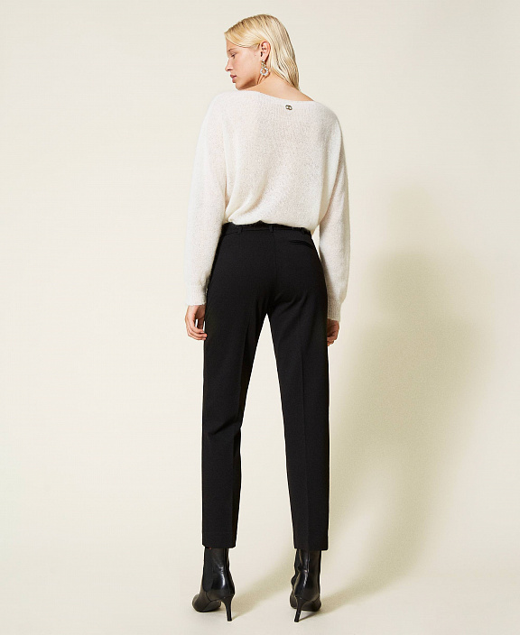 Укороченные брюки средней посадки