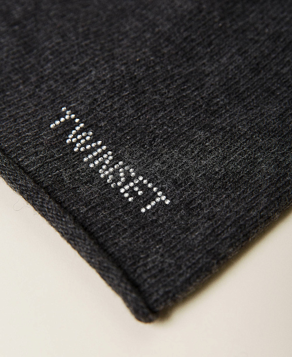 Вязанная шапка