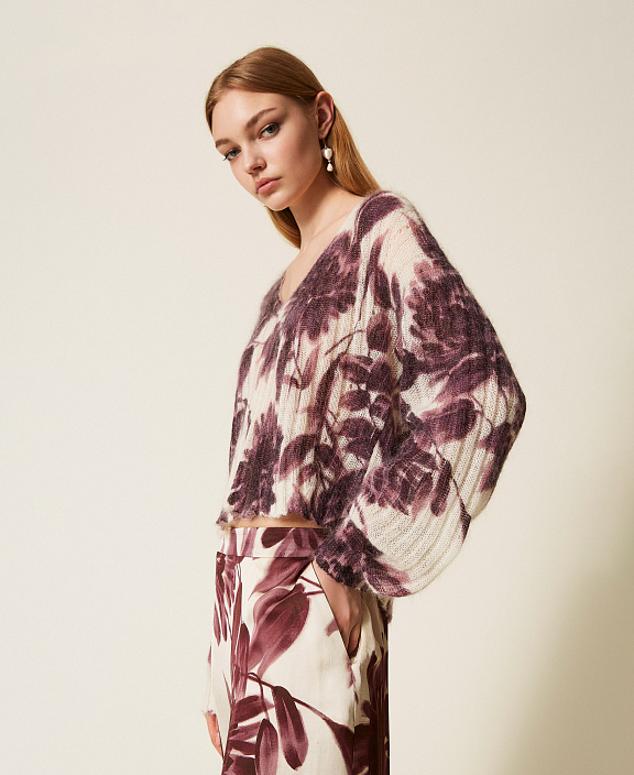 Джемпер из смесового мохера с цветочным принтом