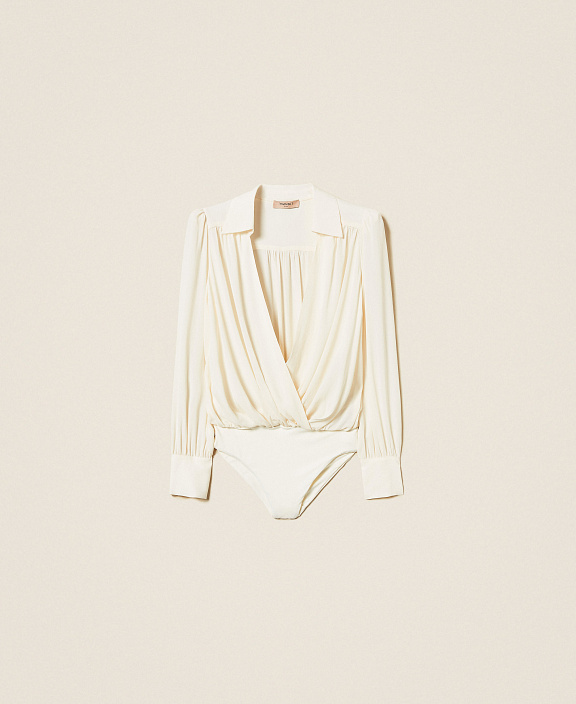 Крепдешиновое боди со сборками