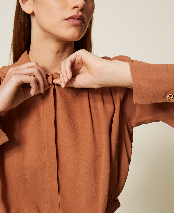 Укороченная рубашка со сборками