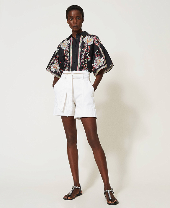 Рубашка из поплина с платочным принтом