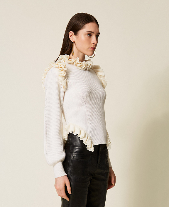 Свитер из смесовой шерсти с оборками